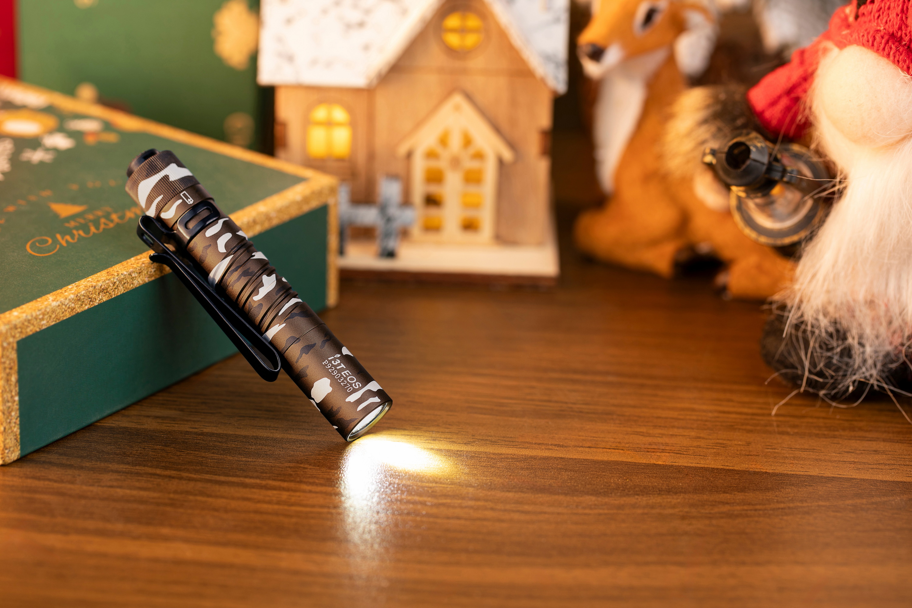 Olight i3T EOS Small LED Flashlight AAA Pocket Torch 180 Lumens