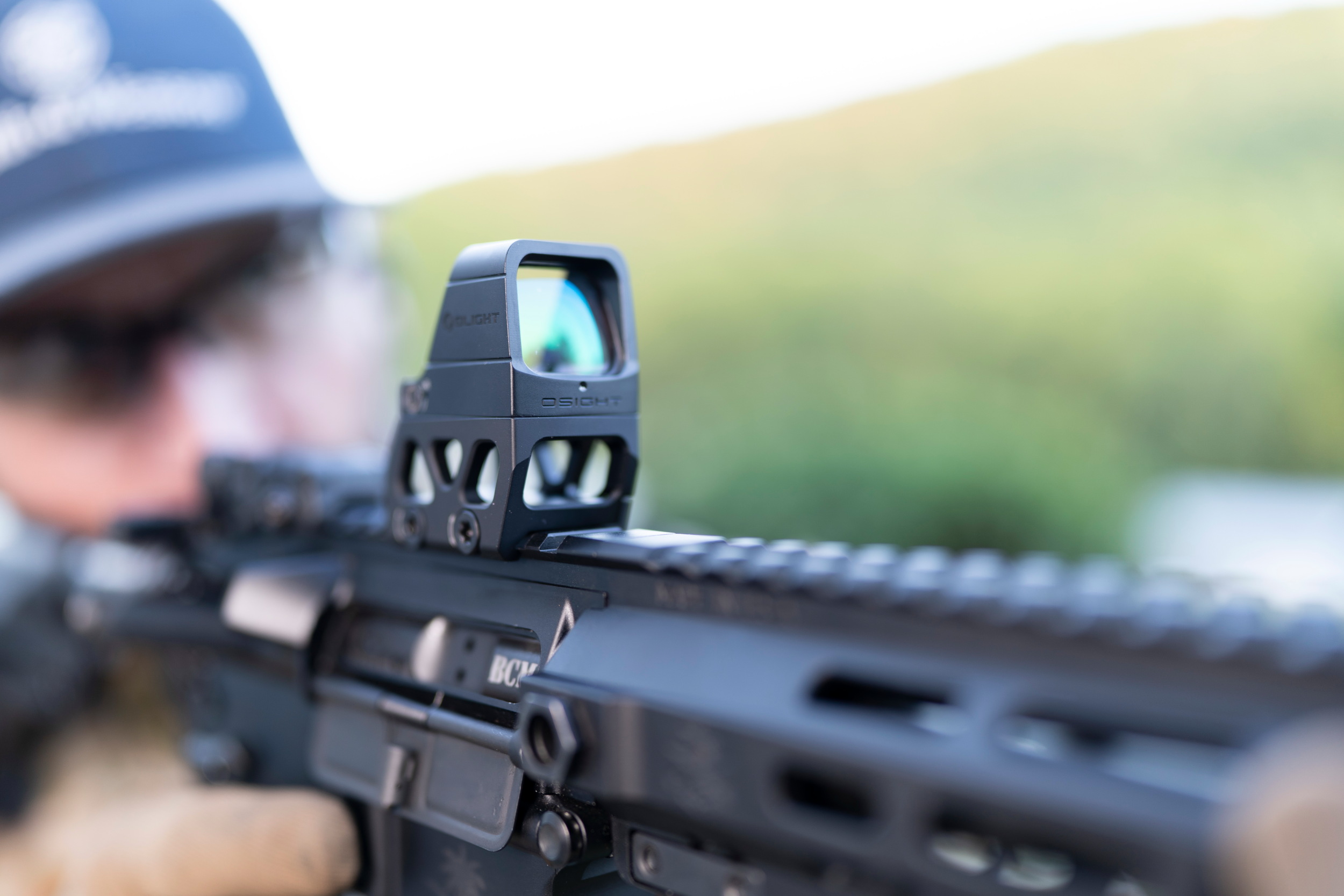 Olight OSIGHT Low Picatinny Mount | Professional Optics Olight OSIGHT Low Picatinny Mount | Professional Optics