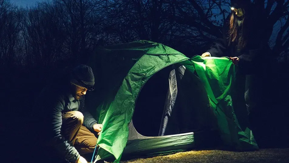 How to Build a Swedish Torch: A Complete Guide for Canadian Campers (Plus the Best Flashlights to Bring Along)