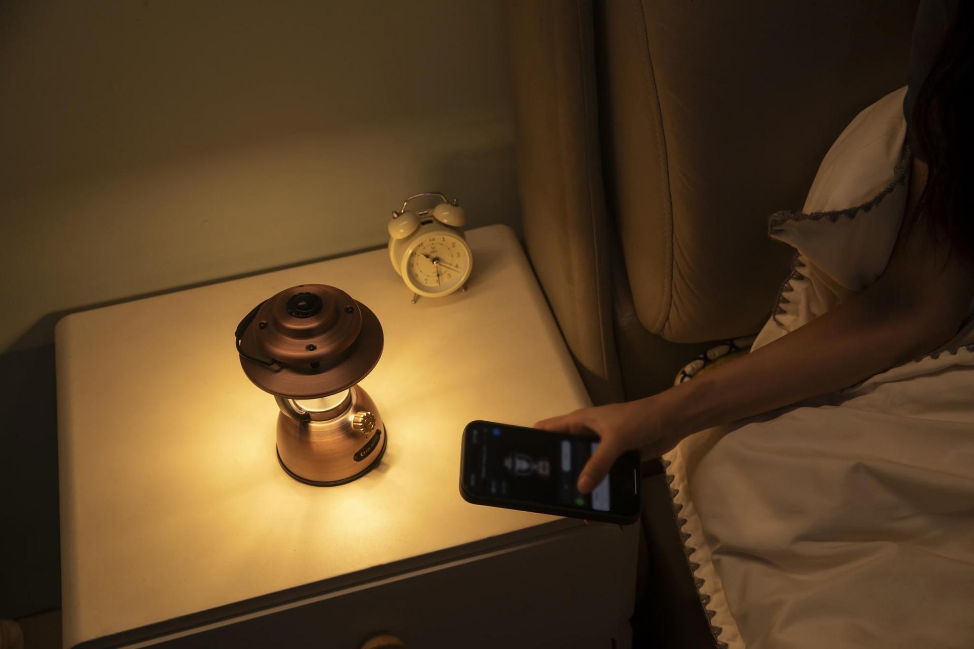 Olantern Classic 2 Pro Smart App Controlled Copper LED Lantern